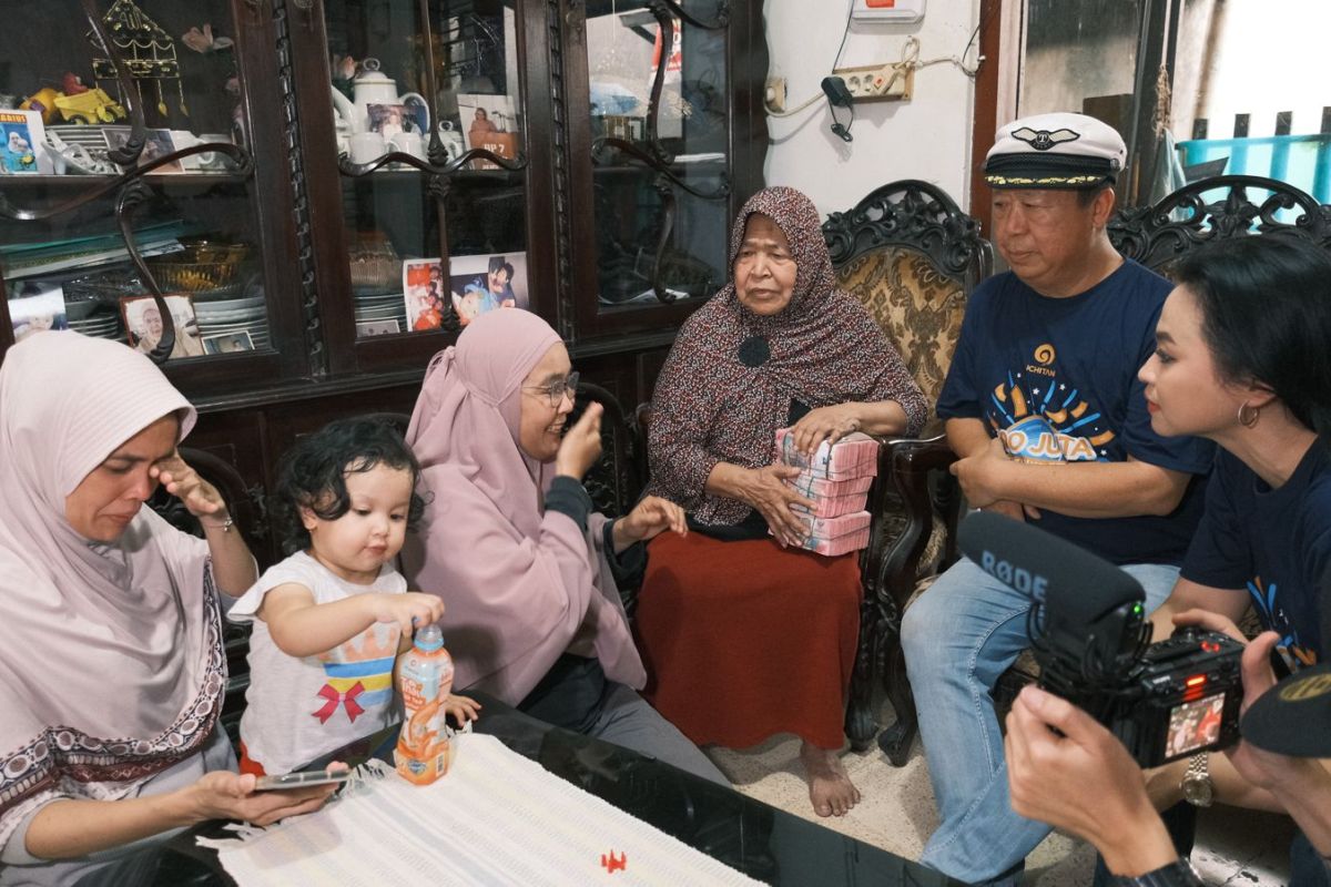 Kisah mengharukan, Ibu tunggal 2 anak dapat 300 juta dari Ichitan