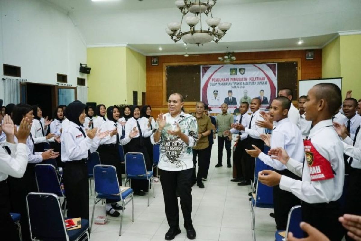 Ini pesan Pj Bupati Langkat pada calon Paskibra