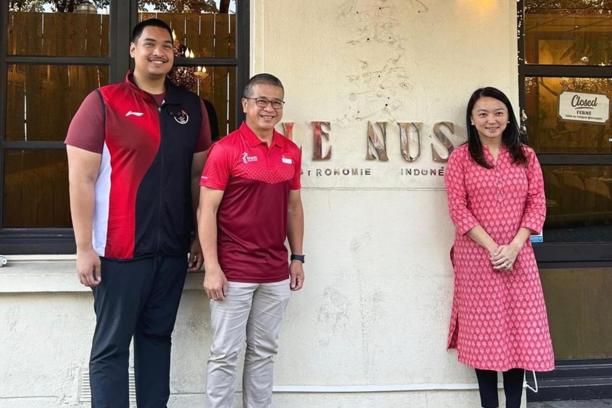 Indonesia's Sports Minister meets M'sia, S'pore counterparts in Paris