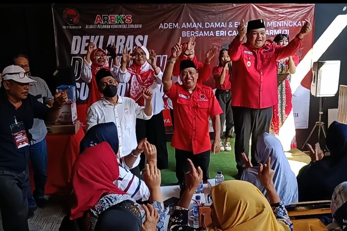 Relawan Arek'S dukung pasangan ErJi maju Pilkada Kota Surabaya