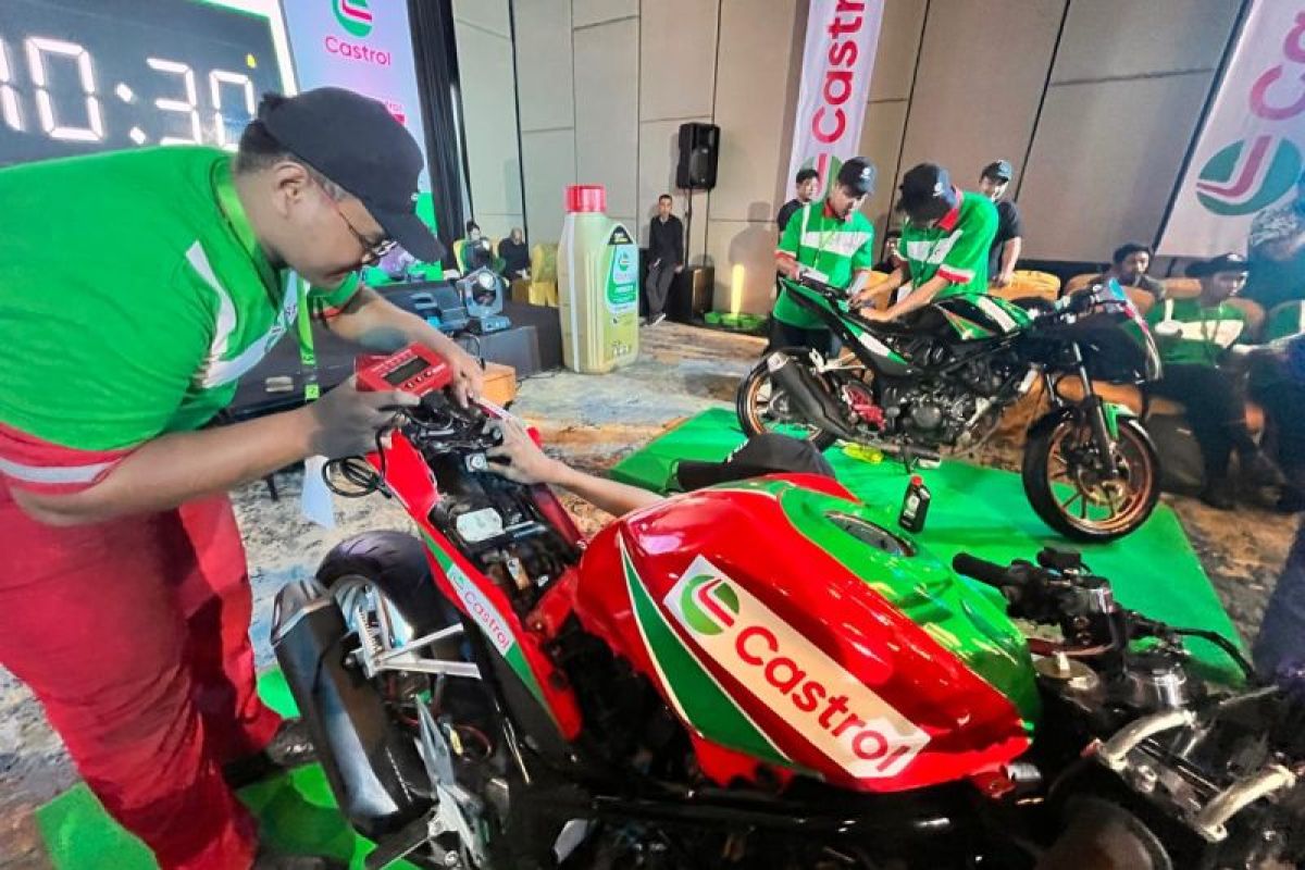 Castrol bawa siswa SMK jadi mekanik di MotoGP Mandalika