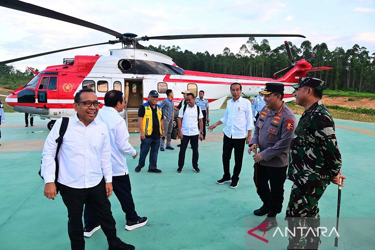 Presiden dan Wapres makan makan di area Sumbu Kebangsaan IKN