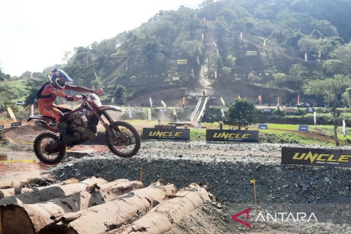 Farel Huda Hanafi jawara nasional Uncle Hard Enduro 2024