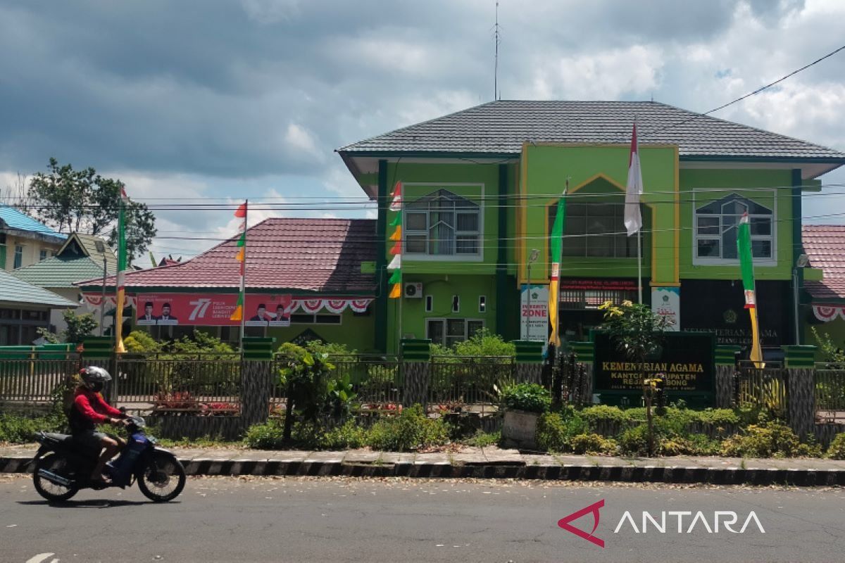 Kemenag Rejang Lebong ajukan bantuan seragam sekolah gratis