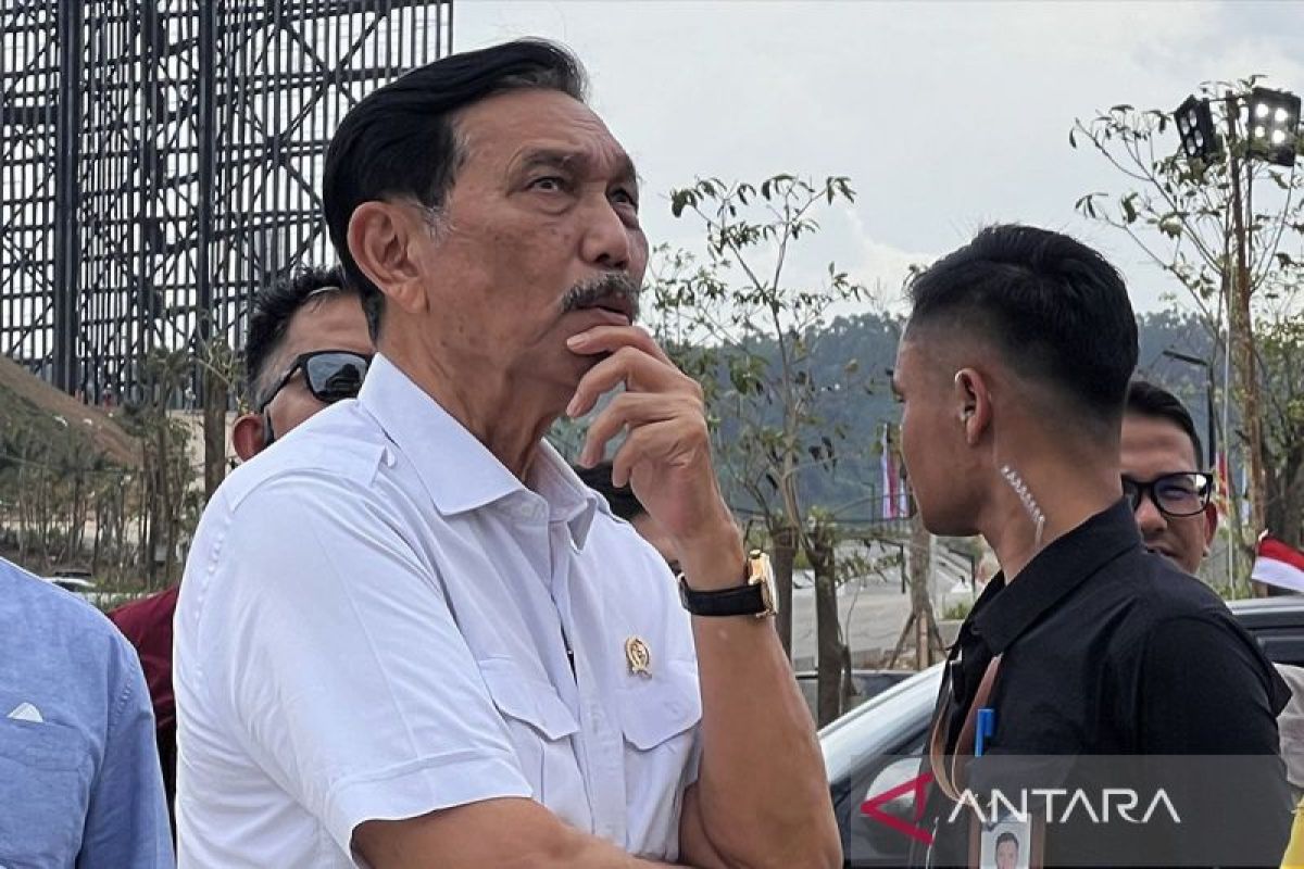 Menko Luhut: Penertiban BBM subsidi pakai AI hemat APBN Rp50 triliun