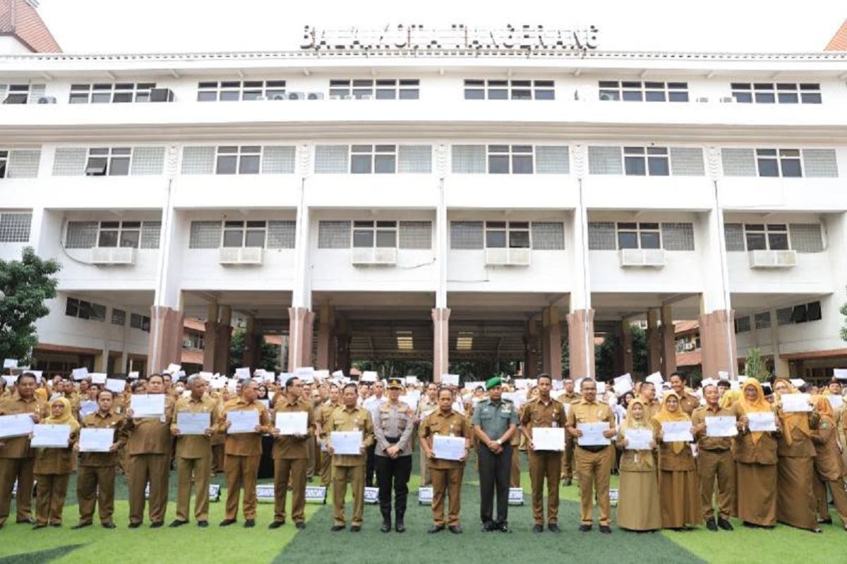 4.315 ASN Tangerang tandatangani pakta integritas netralitas di pilkada