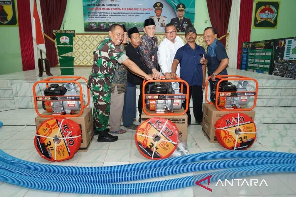 Pemkab Bangkalan salurkan bantuan alsintan untuk petani