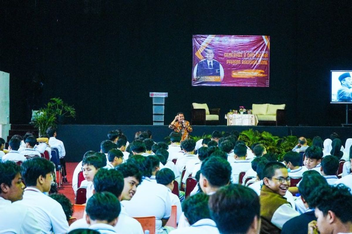 Pancasila harus menjadi pedoman hidup bagi generasi muda