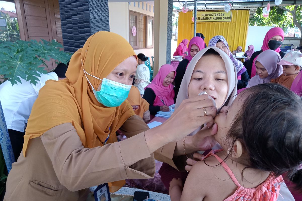 Dinkes Mataram menyiapkan 47.050 dosis vaksin polio tahap dua