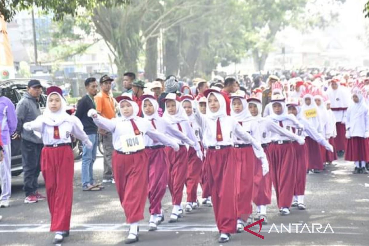 Ribuan pelajar di Rejang Lebong ikuti lomba gerak jalan kemerdekaan