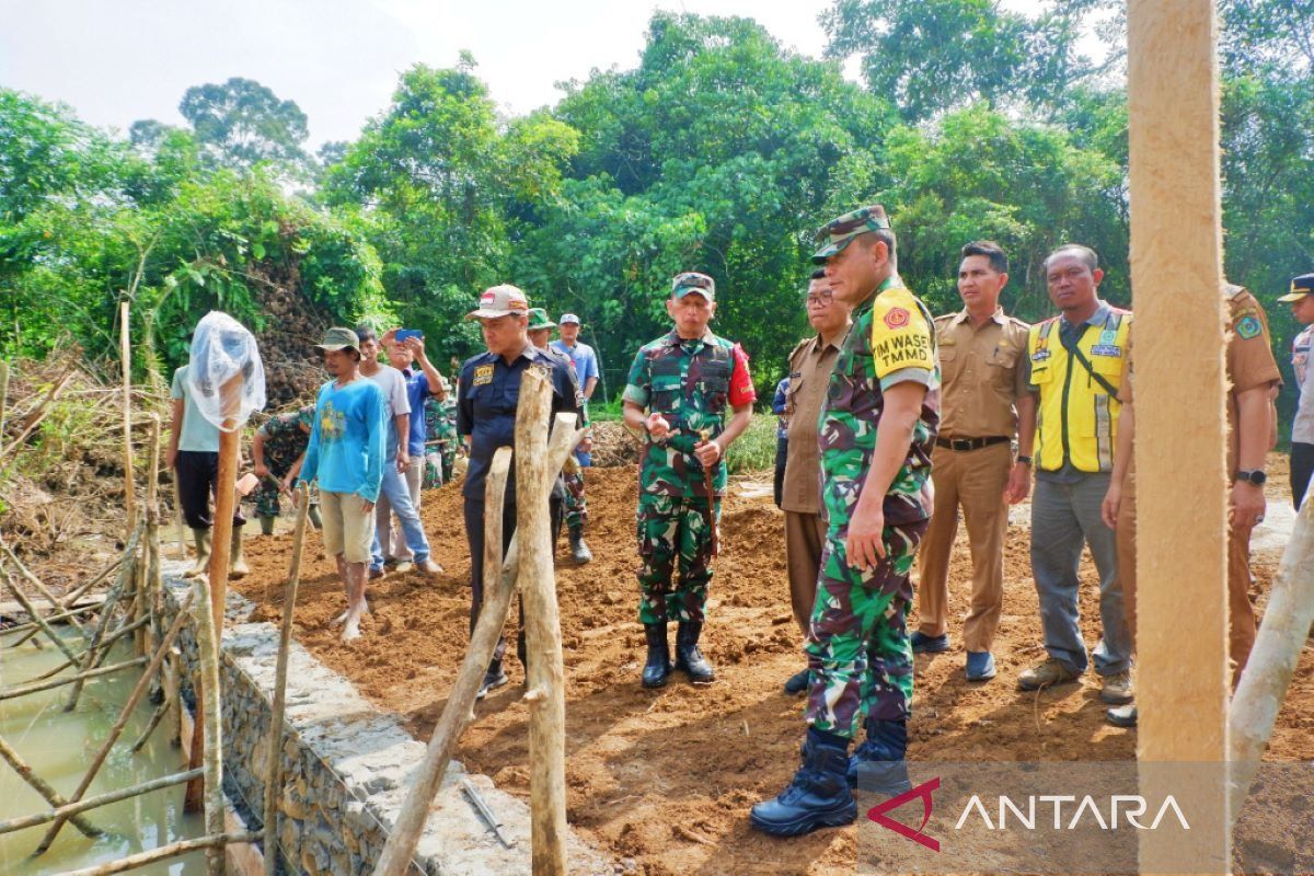 Mabes TNI tinjau lokasi program TMMD di Rejang Lebong