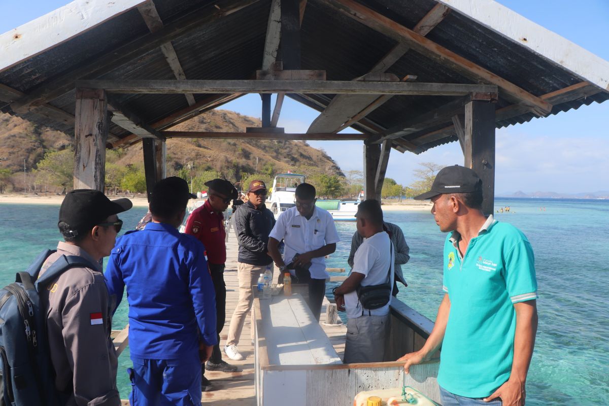 Pemkab Mabar inspeksi perairan laut optimalkan pendapatan pariwisata