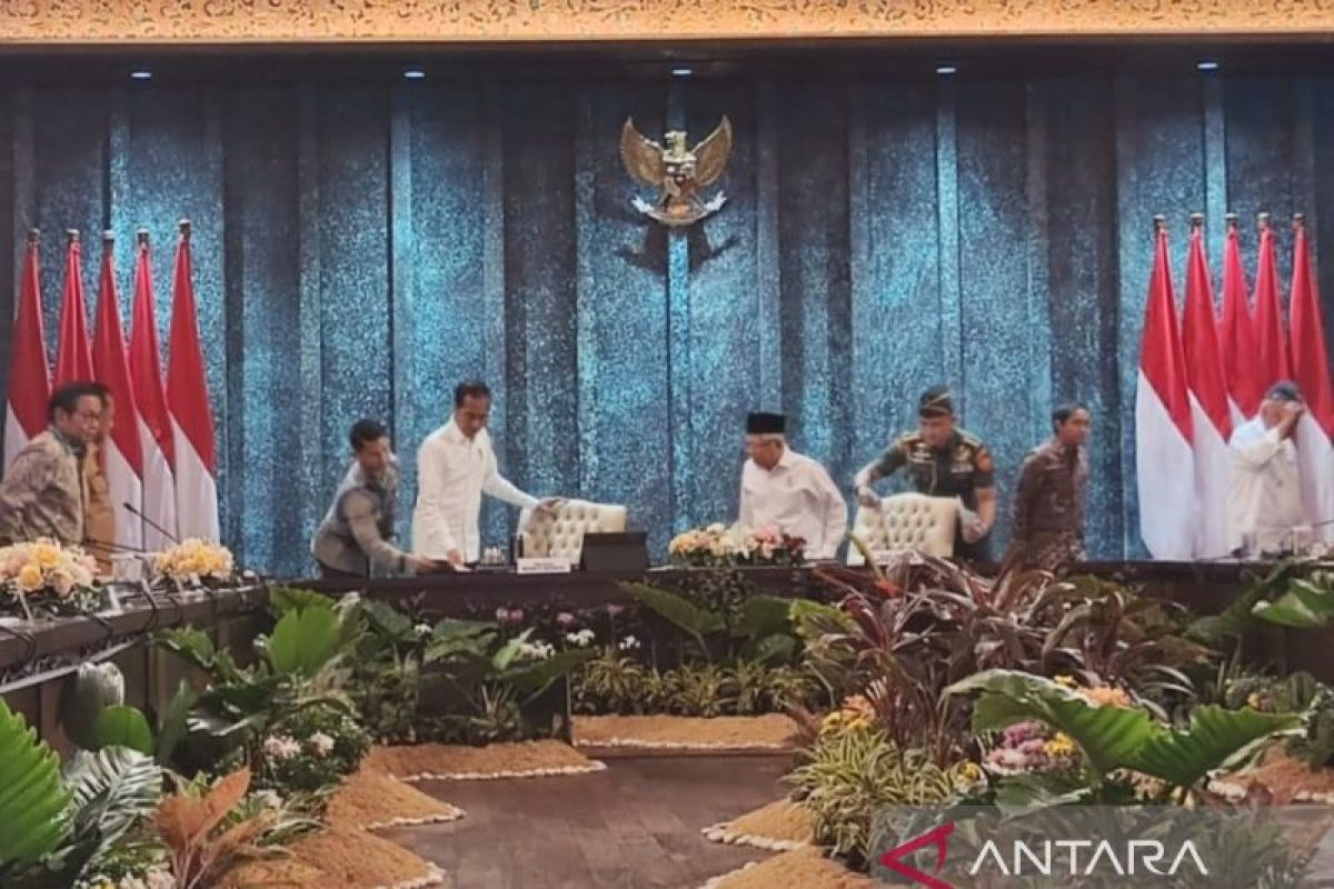 Presiden Jokowi: Ada kabupaten anggarannya besar, tapi program tidak jelas