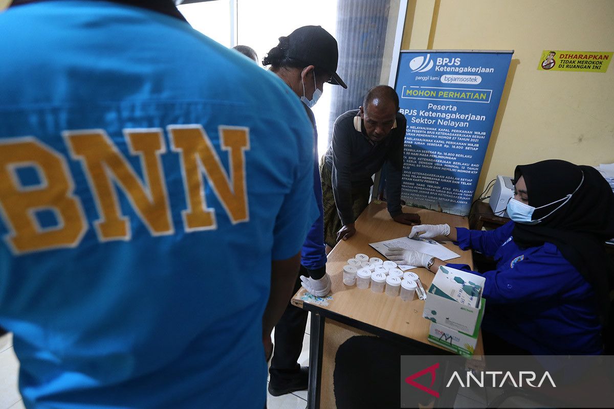 FOTO - Tes urine nelayan di Aceh