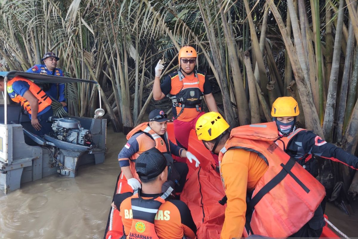 Rabu pagi, tim SAR temukan korban ke-4 jembatan ambruk di Lalan Sumsel