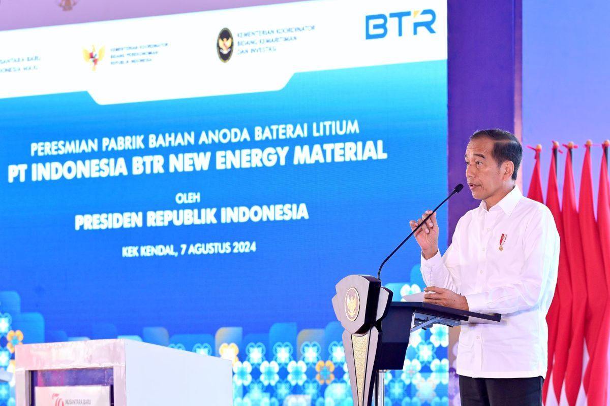 Diresmikan Presiden Jokowi, PLN pastikan keandalan pasokan listrik untuk Pabrik Baterai Anoda di KEK Kendal