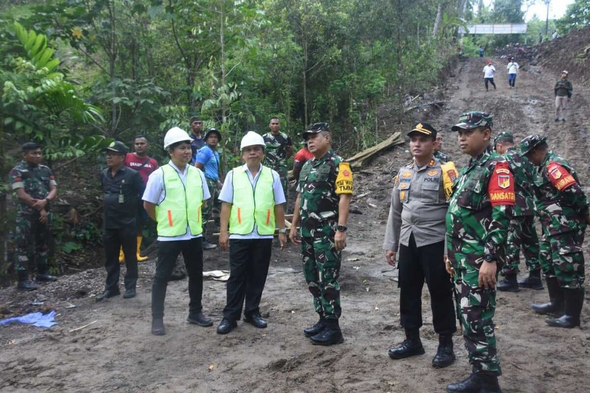 Tim Wasev tinjau pelaksanaan TMMD ke-121 Kodim 1302/Minahasa