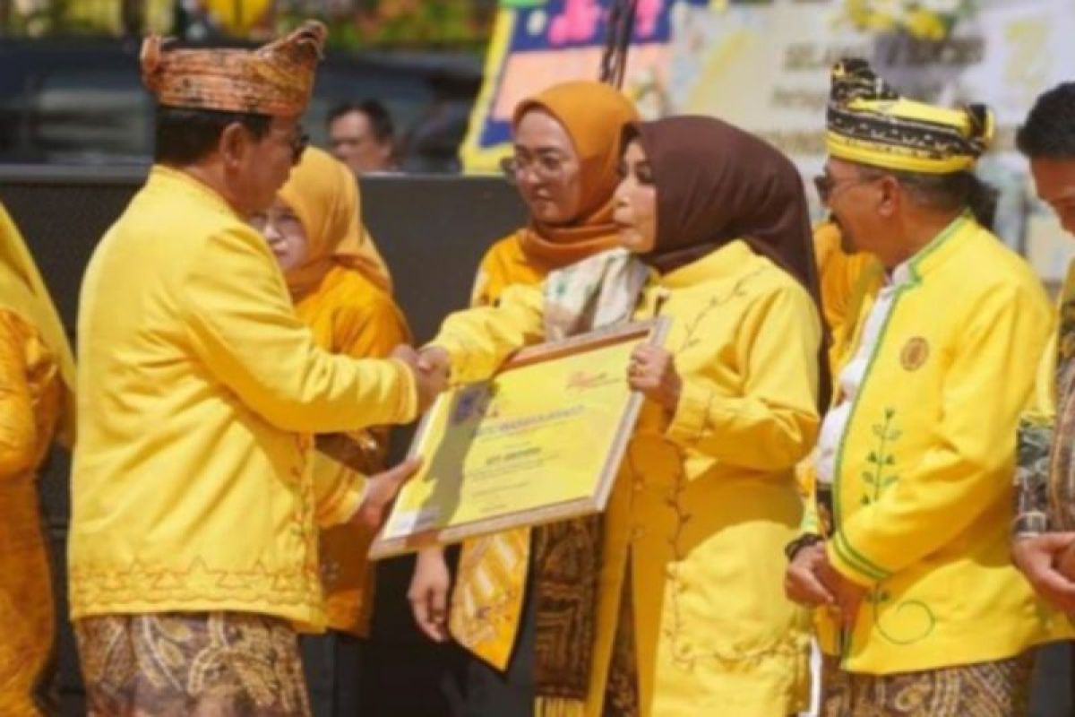 SKPD Pemkot Banjarbaru borong penghargaan di Harjad ke-74 Kalsel