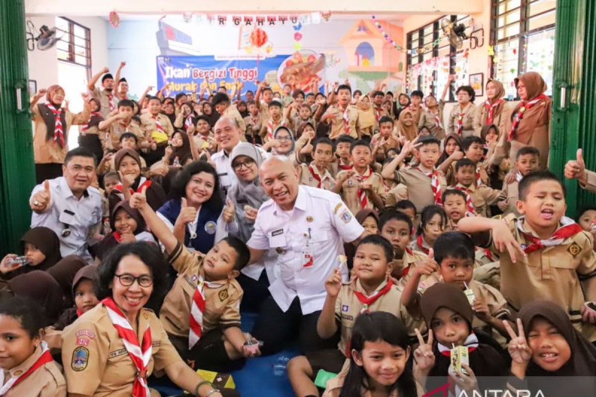 Kampanye makan ikan di Jakpus terus berlanjut menyasar siswa SD