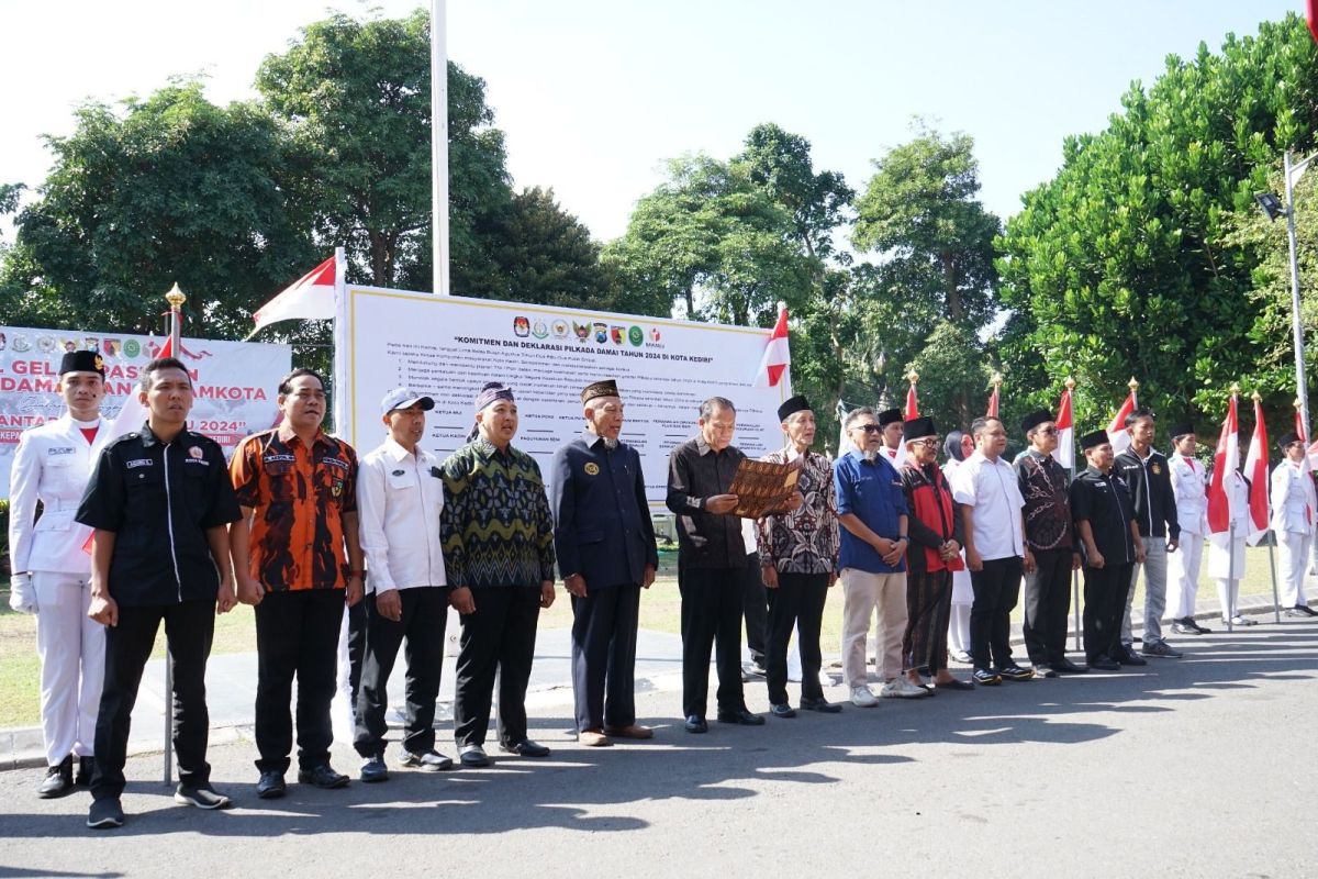 Pemkot Kediri gelorakan pilkada damai