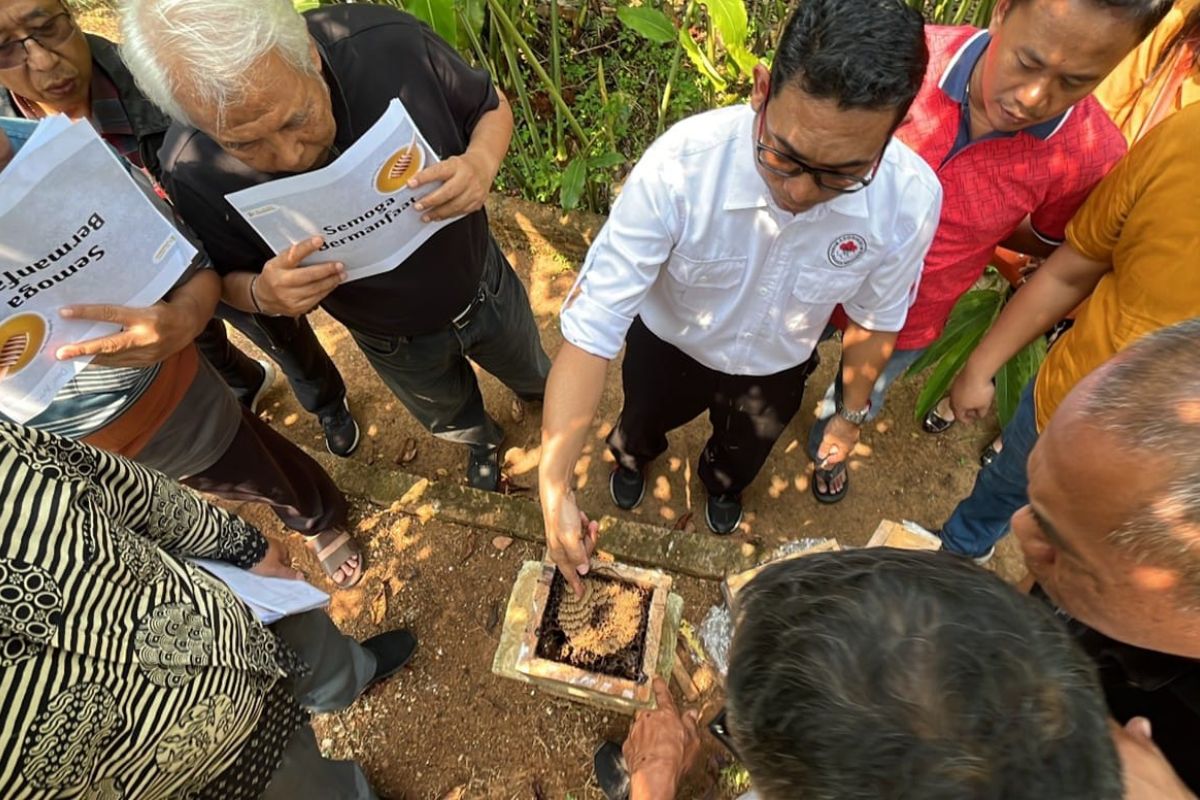 Akademisi UI edukasi budi daya lebah dan pemasaran produk