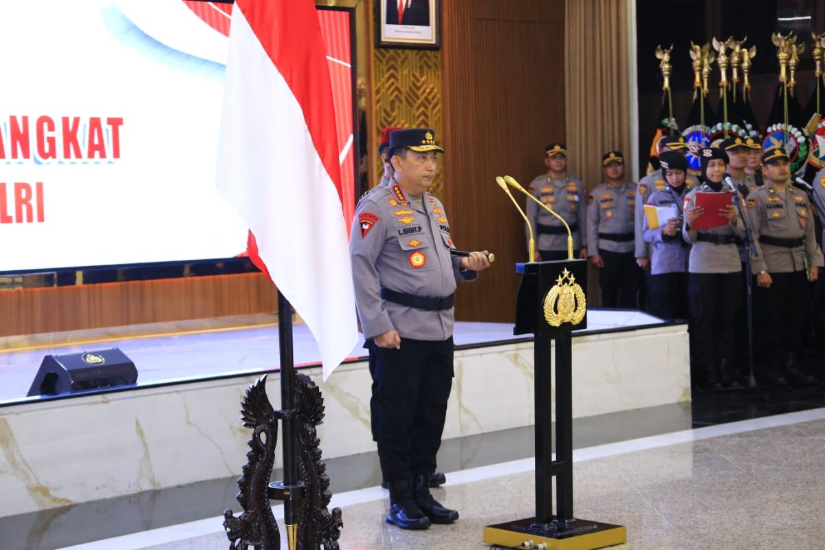 16 perwira tinggi Polri naik pangkat, berikut daftarnya