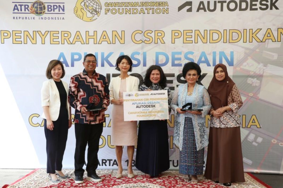 Peduli Pendidikan di 3T, Autodesk ASEAN, Cahayatama Indonesia, dan ATR/BPN salurkan CSR