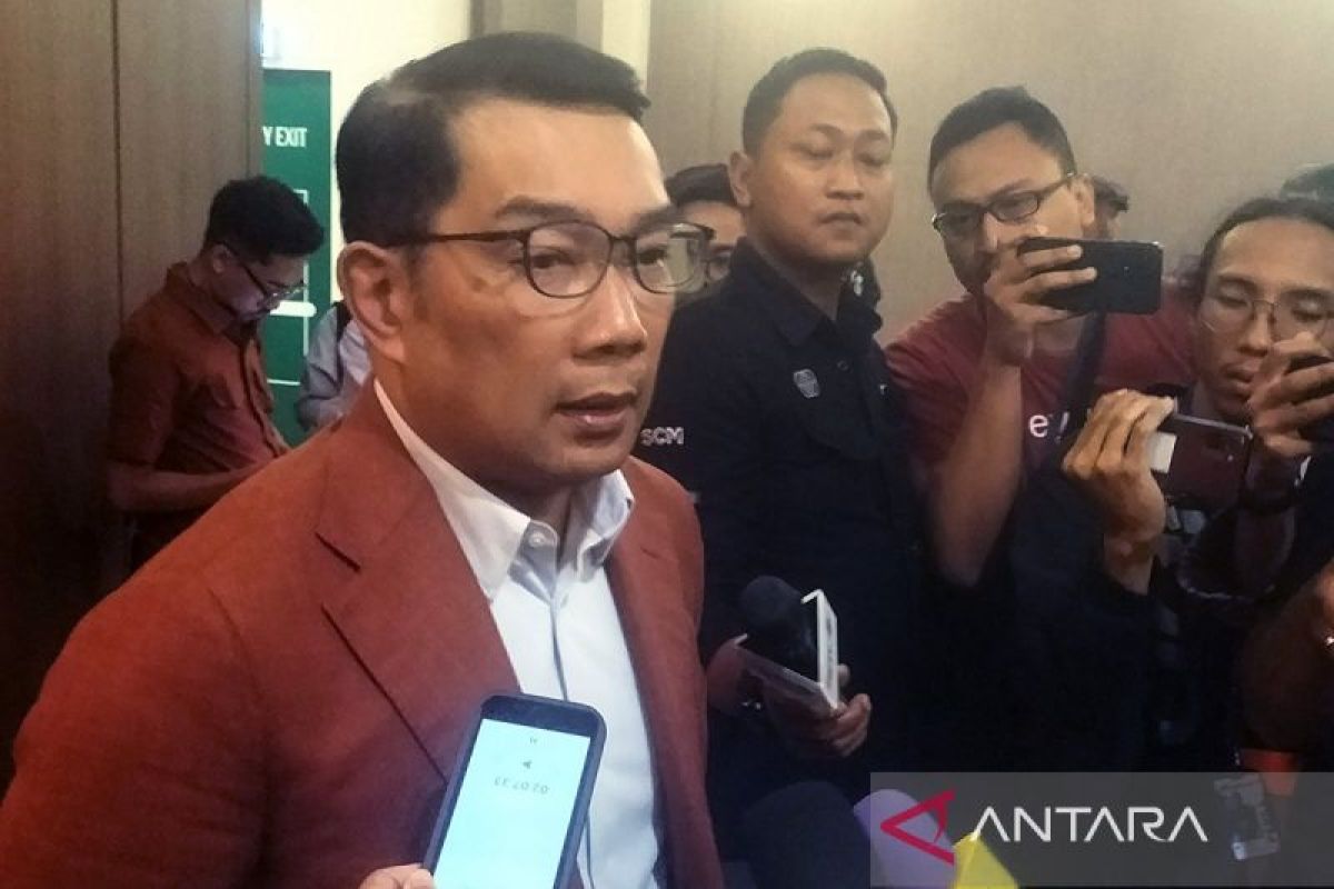 Ridwan Kamil mengaku siap dipasangkan dengan Suswono