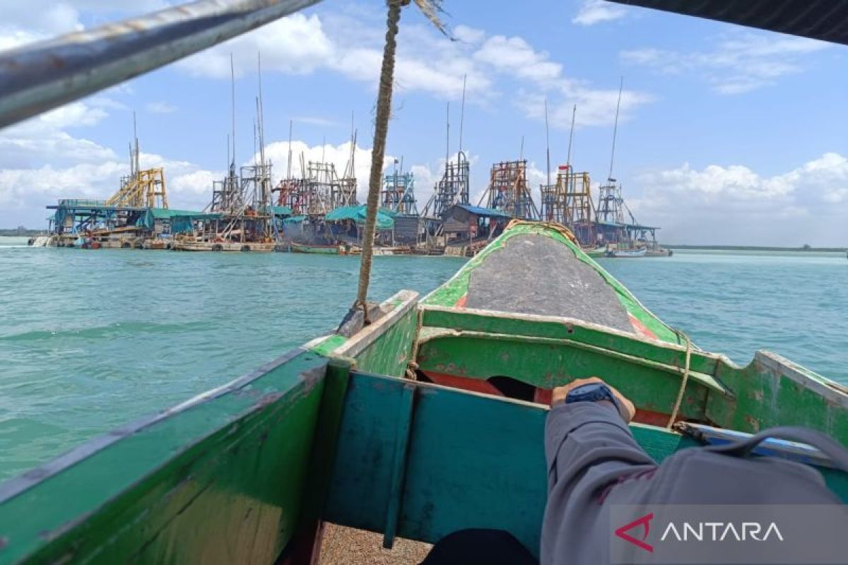 Polisi Bangka Barat hentikan tambang liar Perairan Belembang