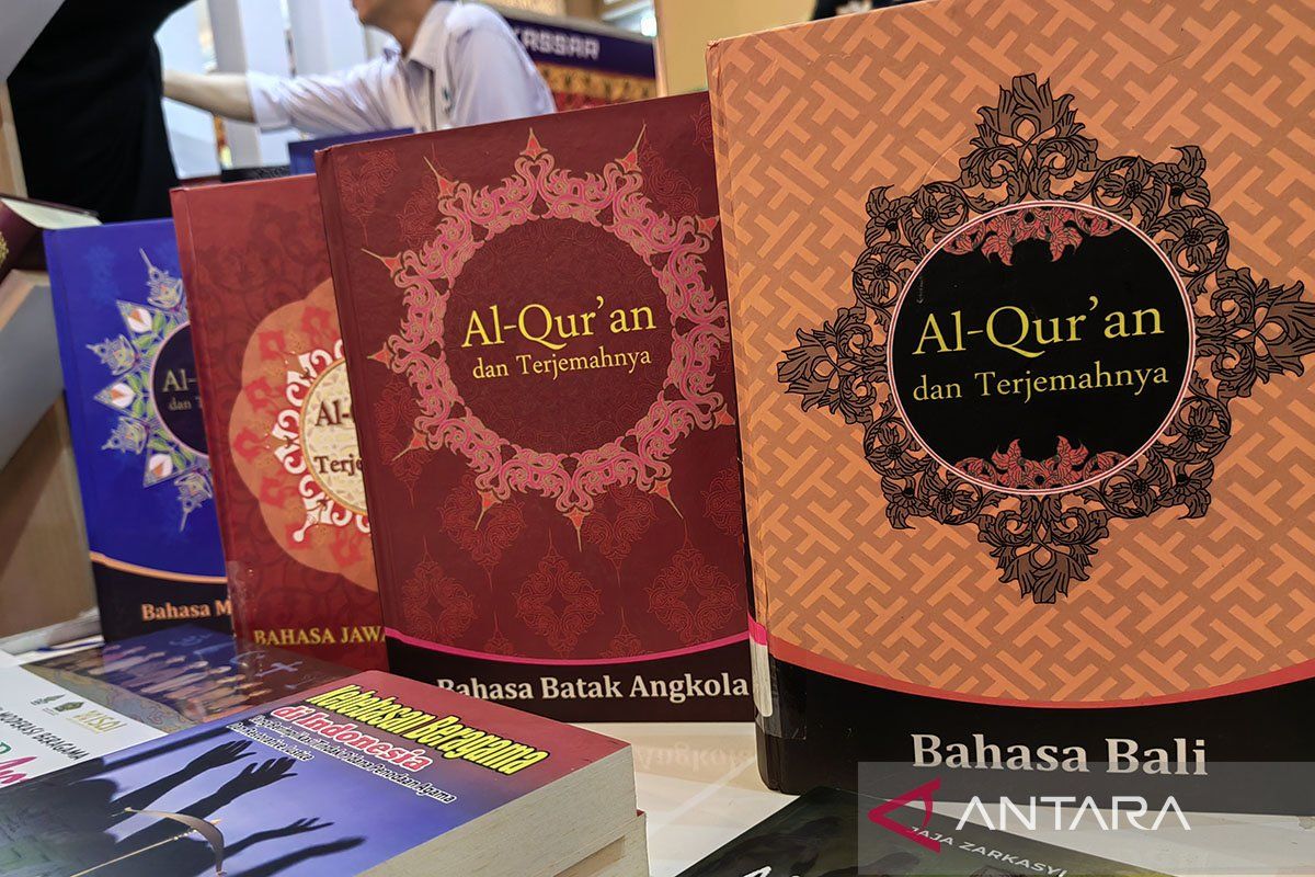 Kemenag terjemahkan Al Quran ke empat bahasa daerah tahun ini