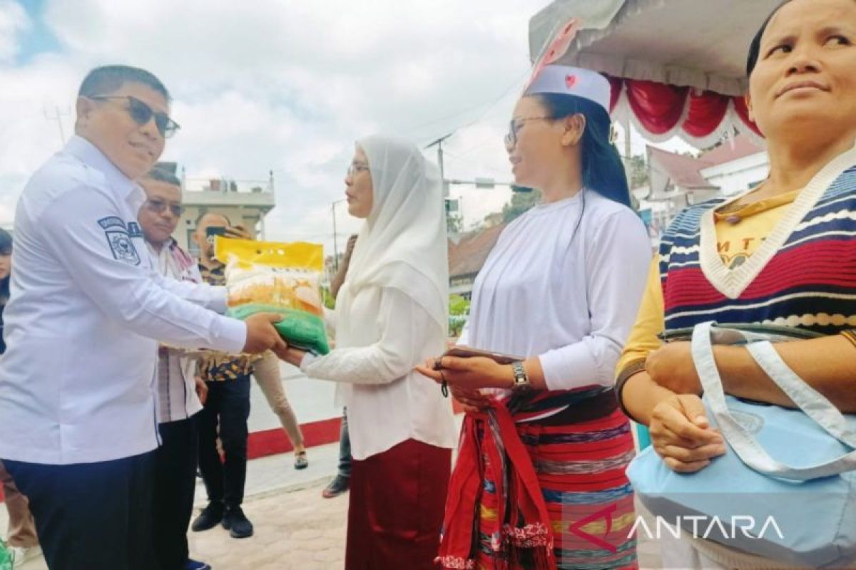 Pemkab Taput-BI Sibolga gelar gerakan pangan murah kendalikan inflasi