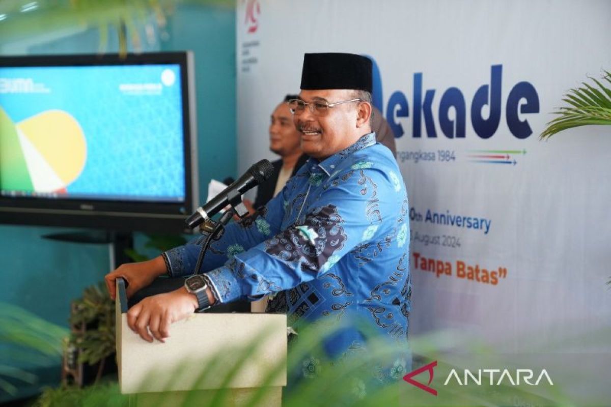 Pj Gubernur Babel serahkan 19 kaki palsu pada HUT Angkasa Pura