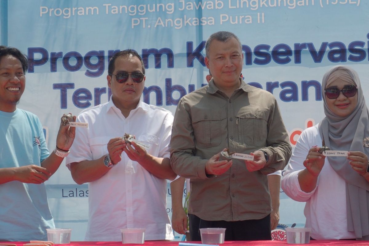 AP II lestarikan terumbu karang di kawasan wisata Pantai Lalasa