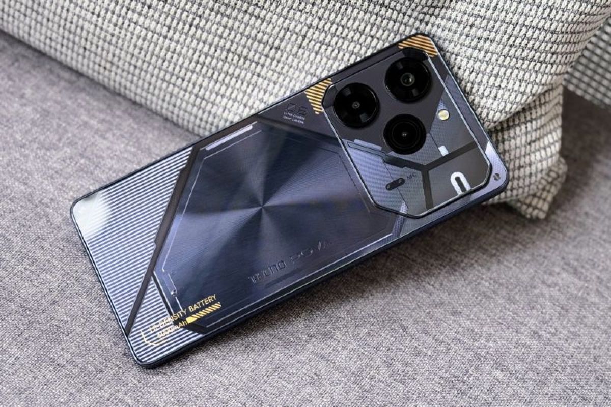 Rayakan kemerdekaan dengan TECNO POVA 6 Pro 5G: Smartphone gaming terbaru