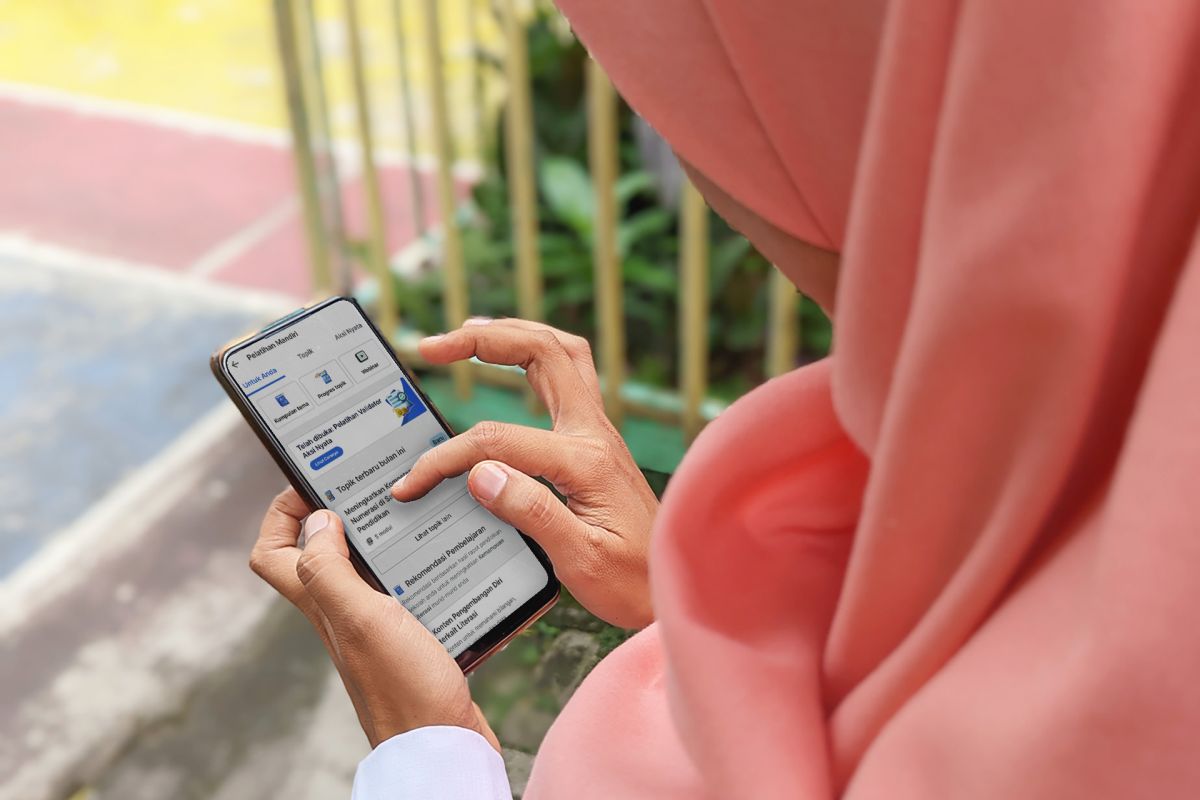 Platform teknologi Kemendikbudristek mempercepat digitalisasi pendidikan