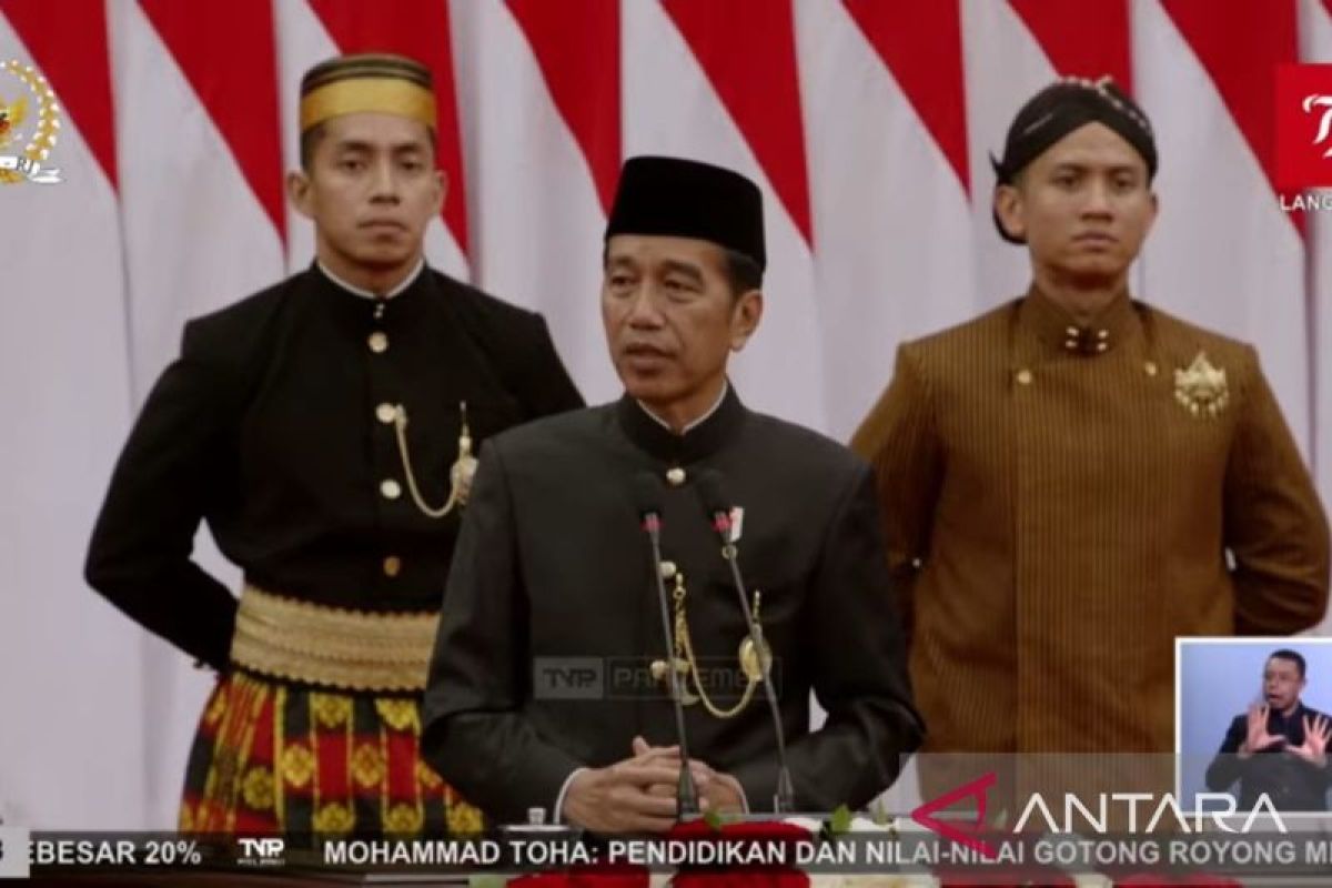 Jokowi sampaikan terima kasih pada rakyat lalui 10 tahun dengan kuat