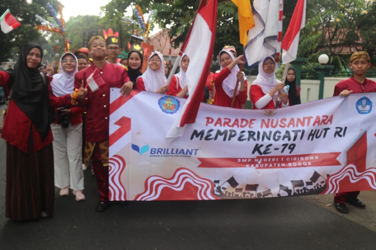 Meriahkan HUT ke-79, Disdik Kabupaten Bogor gelar karnaval budaya