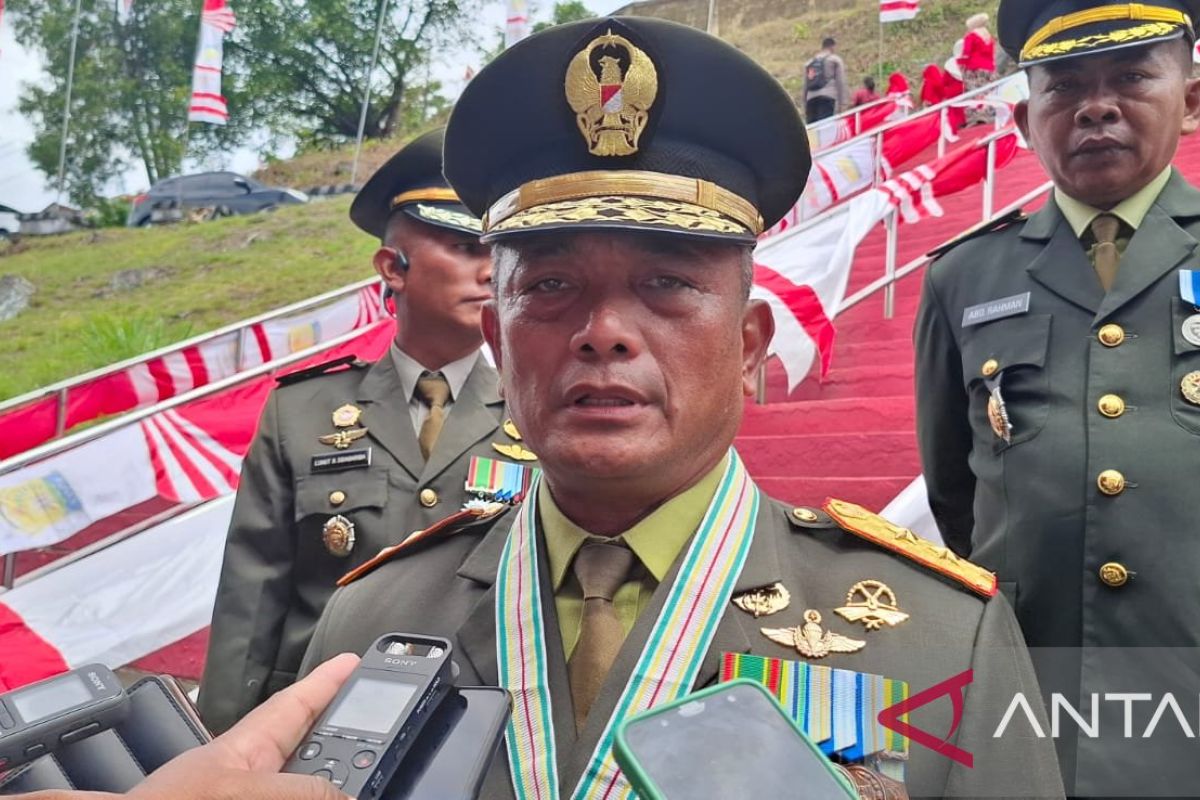 Pangdam XVII Cendrawasih ajak warga Papua perkuat kebersamaan