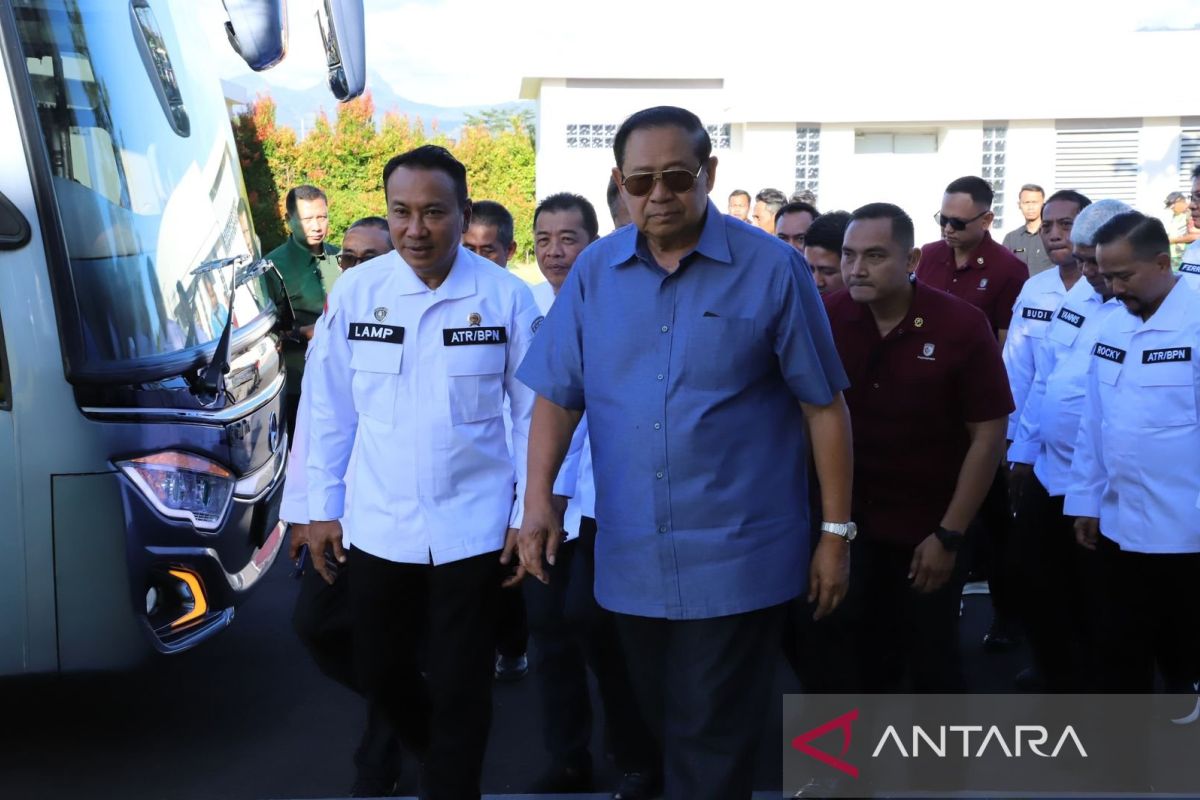 Kepala BPN Jatim sambut SBY sekaligus monitoring persiapan 