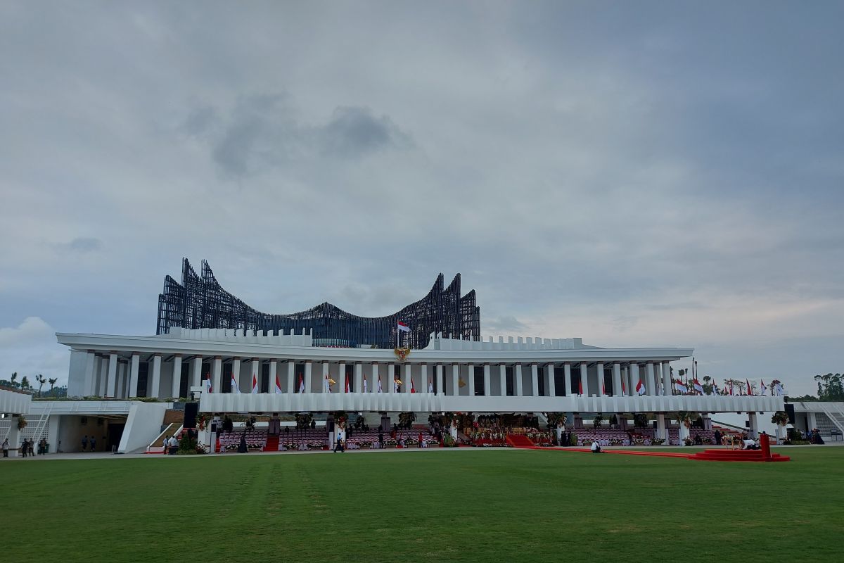 Meski mendung, lapangan Istana IKN memukau jelang detik Proklamasi