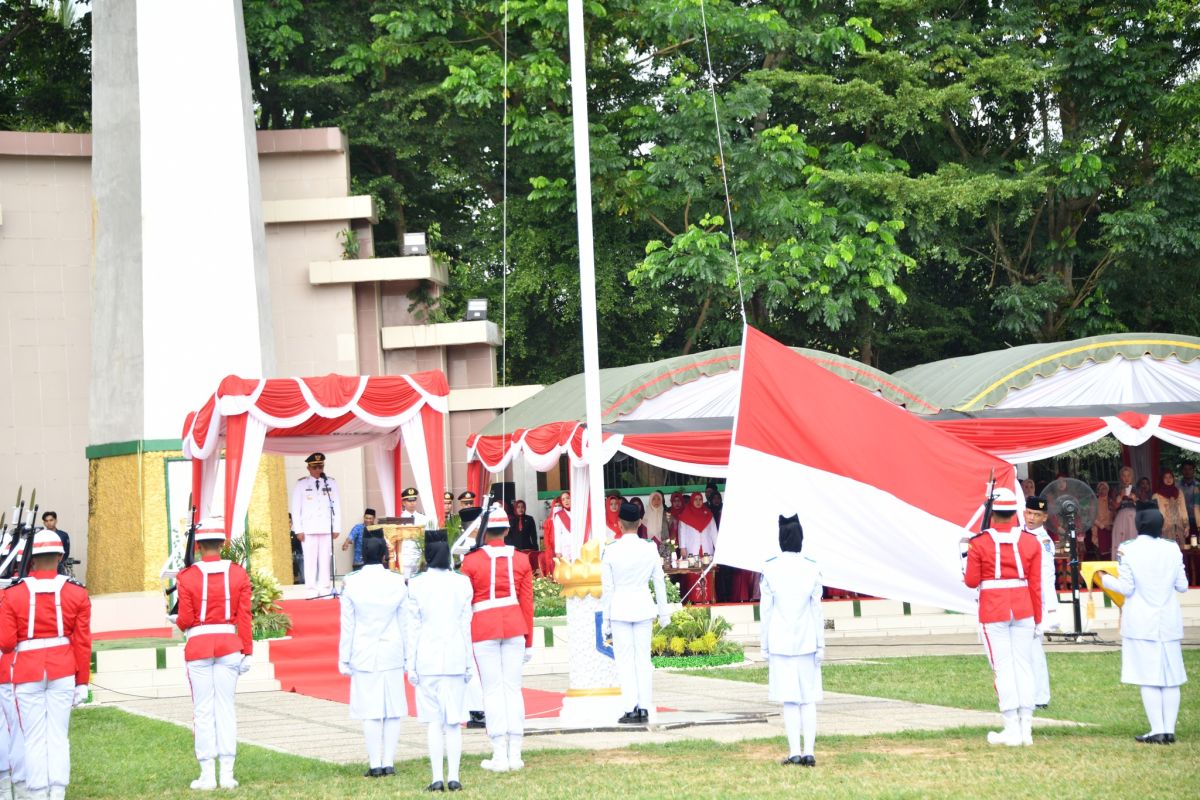 PJ Bupati HSS: Rakyat penting teladani pahlawan saat HUT ke-79 RI