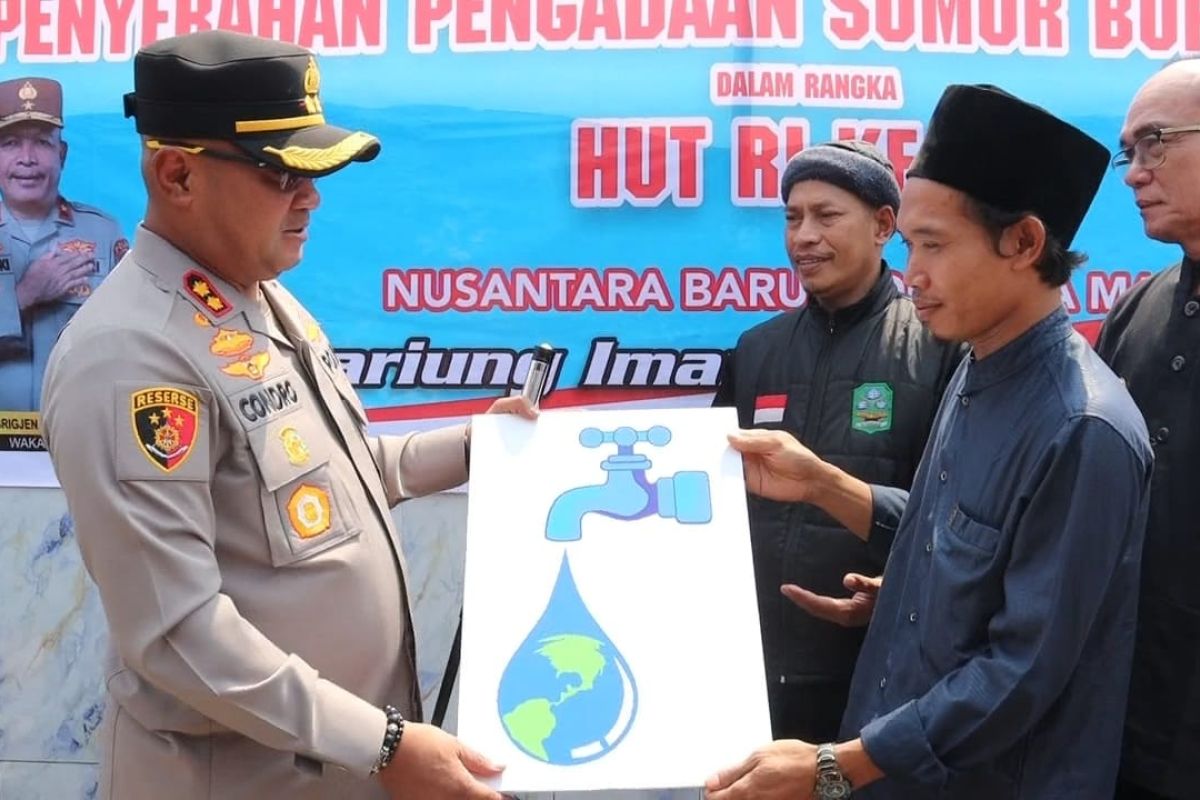 Polres Serang beri bantuan sumur bor untuk penuhi air warga Lewilimus