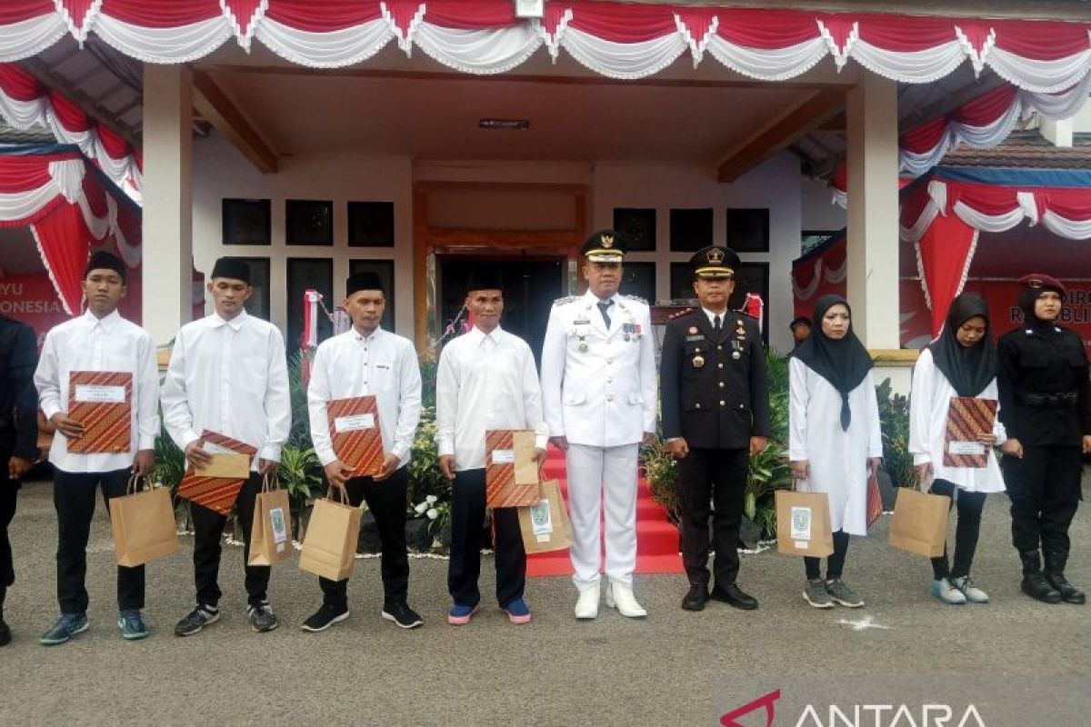 6 WBP Lapas Tanjung Pandan bebas usai terima remisi HUT Ke-79 RI