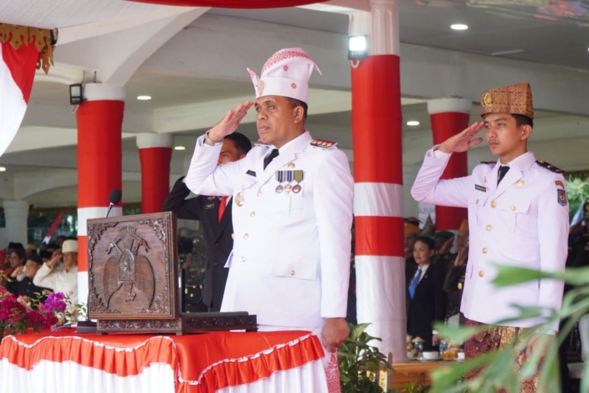 Di tengah hujan gerimis, upacara HUT RI Ke-79 di Langkat khidmat