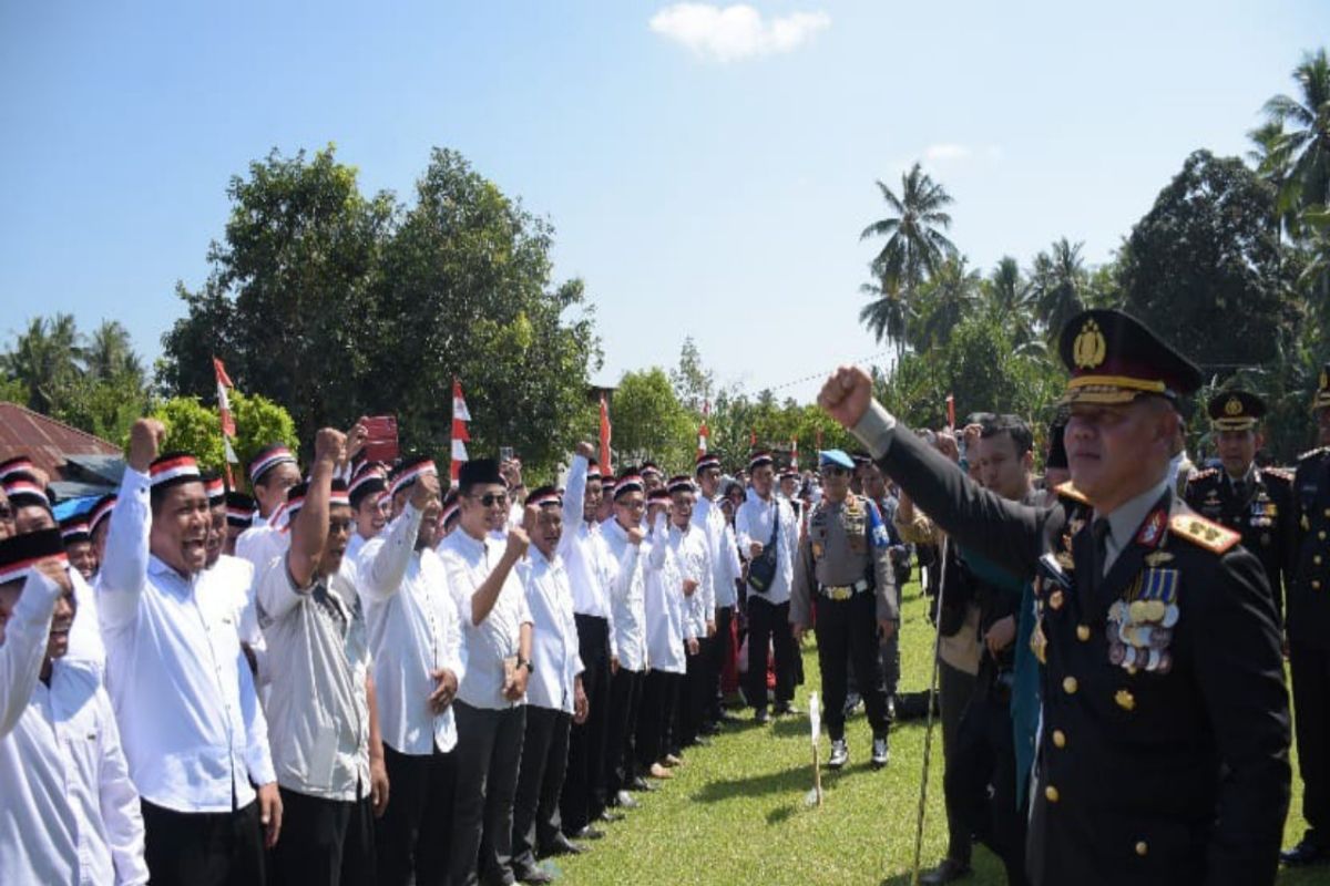 Polda Sulteng dan 181 eks narapidana terorisme upacara HUT RI di Poso