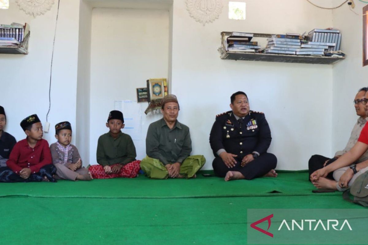 Kapolres Pamekasan rayakan kemerdekaan bersama anak yatim