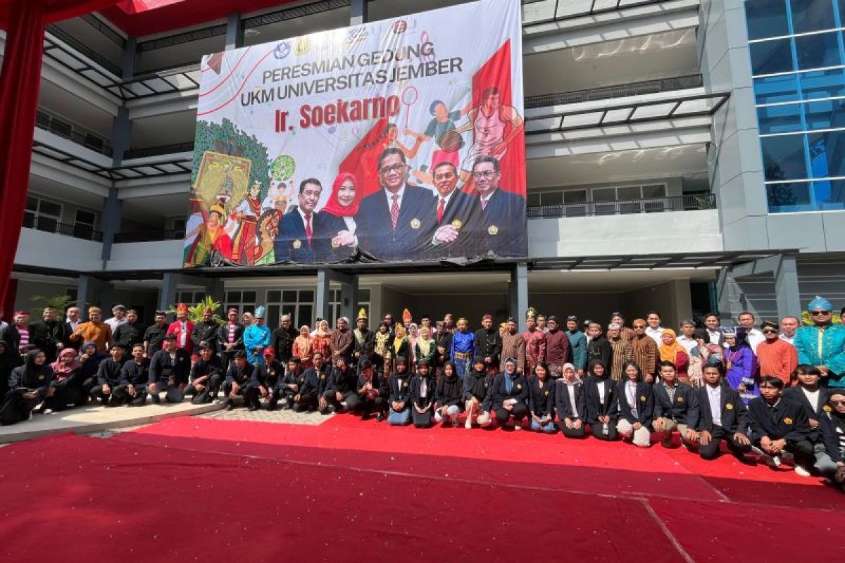 Peringati HUT ke-79 RI, Unej resmikan Gedung Soekarno