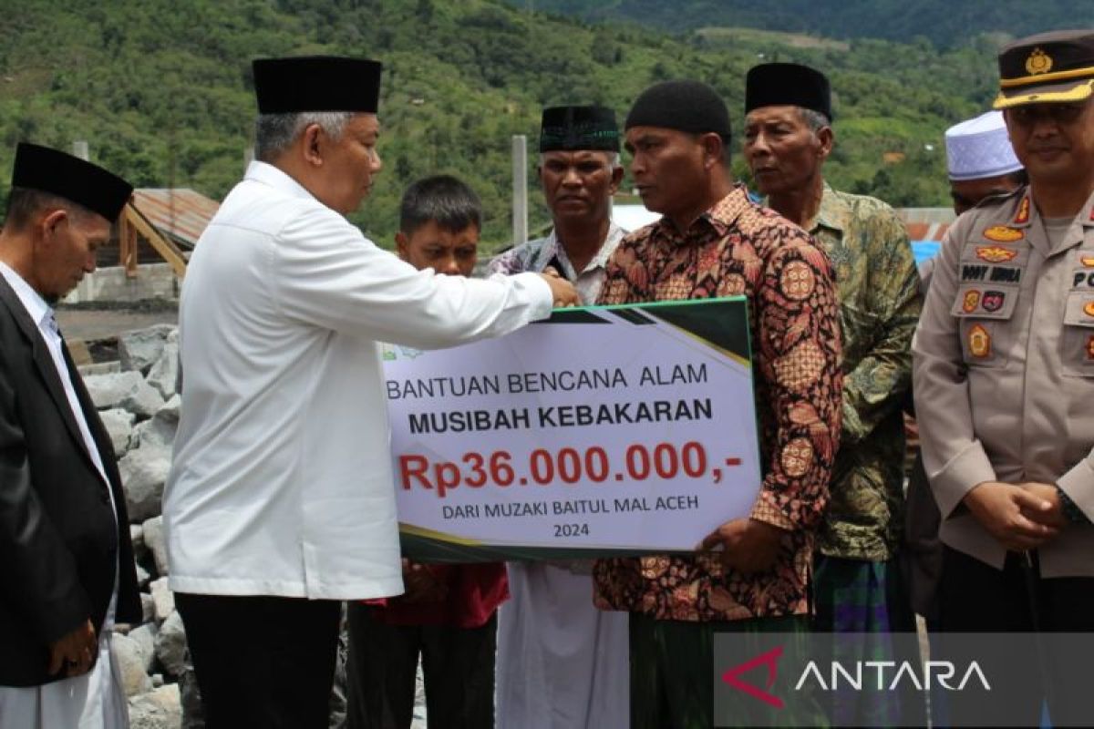 Pemkab Aceh Tengah salurkan bantuan Rp36 juta untuk korban kebakaran