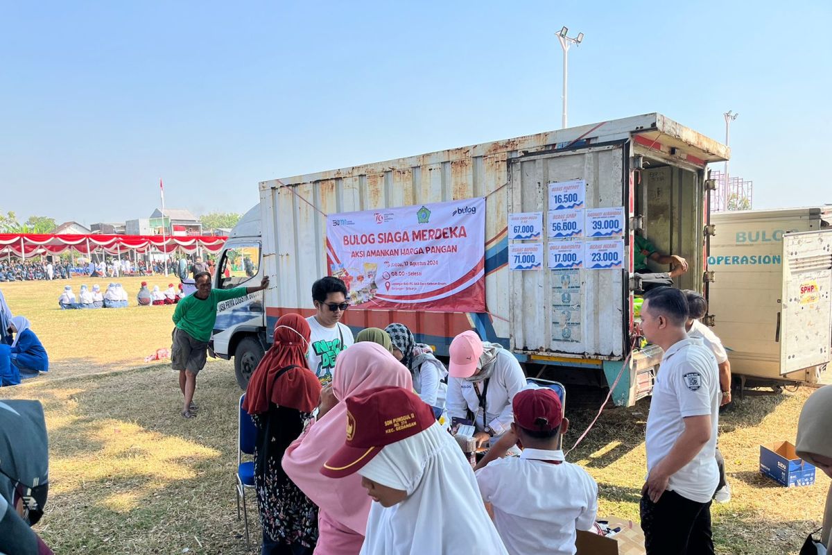 Bulog Jatim gelontorkan pangan murah di 13 titik