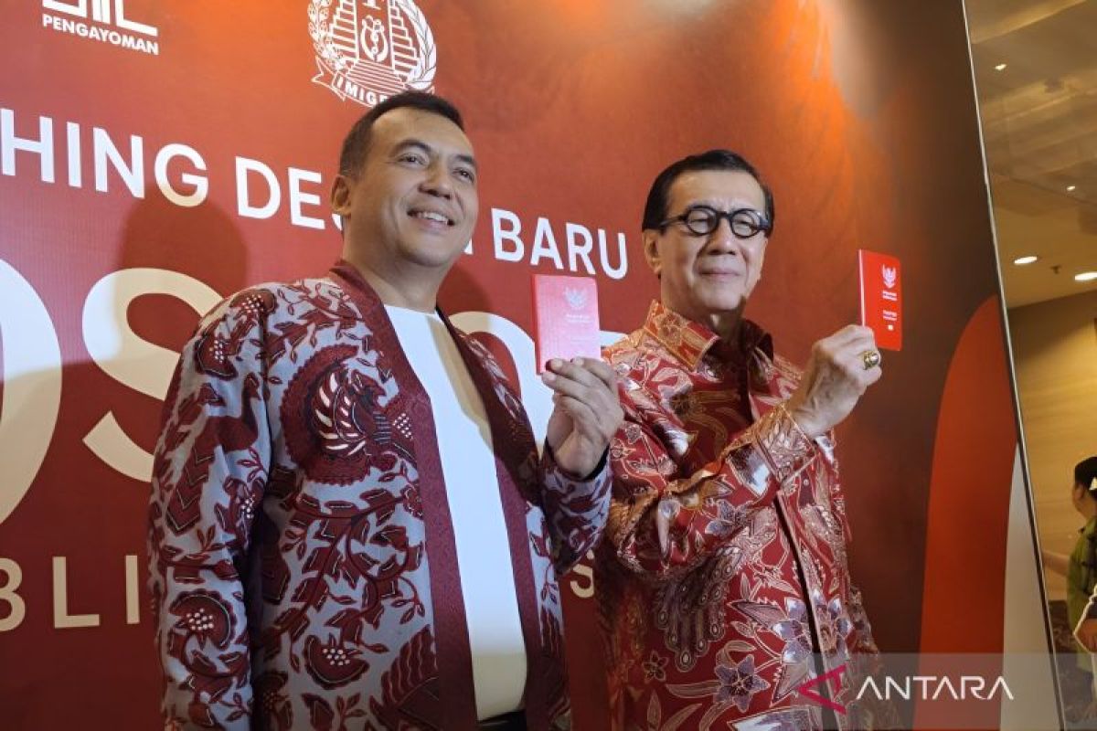 Kemenkumham meluncurkan desain baru paspor pada HUT Ke-79 RI